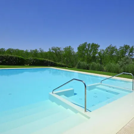 Francigena 아파트 *